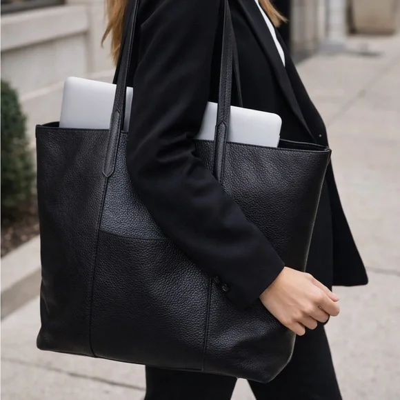 Banana Republic Large East West Basic Leather Tote | Carryall - Picture 16 of 16